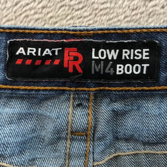 Ariat Mens Work Jeans Size 34/30 Flame-Resistant Low Rise M4 Boot Leg Cotton - Picture 3 of 16